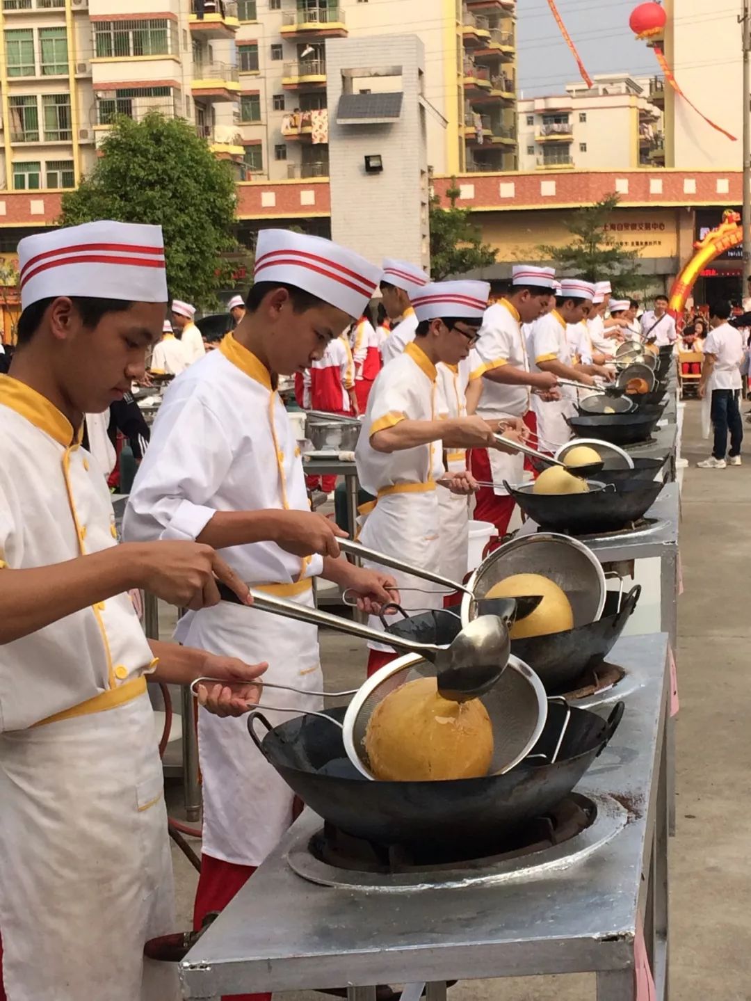 广东渔夫餐饮有限公司，传承美食文化，演绎餐饮新篇章